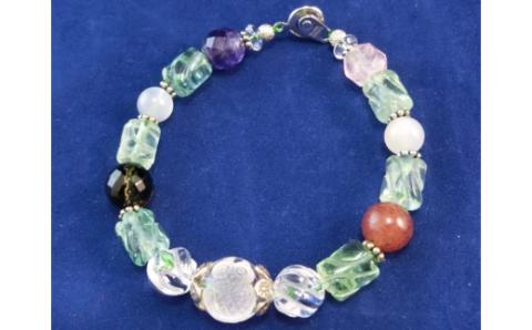 天然石ブレスレット「癒しのフクロウ」恋愛運【007B-082】