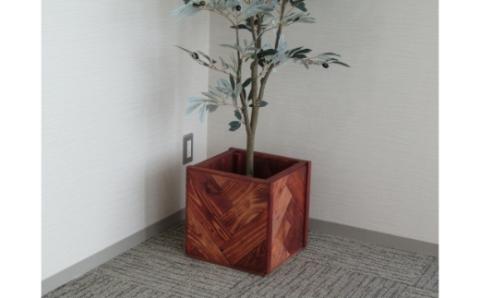 手作り木製 ヘリンボーン柄の鉢カバー・鉢ポット（8号用）【007B-085】