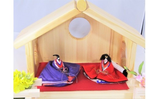 身近に置けるかわいい箱雛お花付きＣ【007C-090】