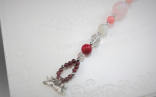 オリジナル根付・お守り「ワンコの見守りＣ（シルバー＆ローズクォーツ）」【007D-071】