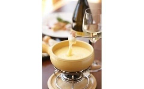 イタリアンレストランnuno チーズフォンデュペア食事券【012D-001】