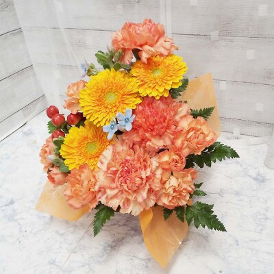 お任せ アレンジメント 生花 お祝い オレンジ系【配送不可地域：離島】