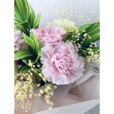 プリザーブドフラワーカーネーションのスタンディングブーケ(水替え不要)