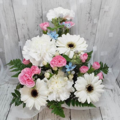 お任せ アレンジメント 生花 お供え ホワイトピンク系【配送不可地域：離島】