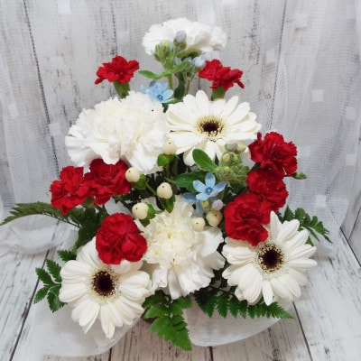 お任せ アレンジメント 生花 お供え用 ホワイトレッド系【配送不可地域：離島】