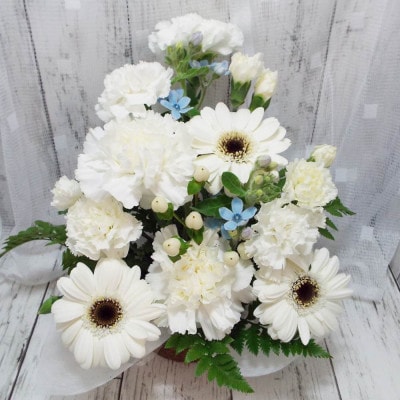 お任せ アレンジメント 生花 お供え用 ホワイト系【配送不可地域：離島】