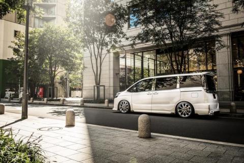 【トヨタ 80系 ヴォクシー】 ピラーパネル 6ピース （AES製） 【カーボン柄 ブラック仕様】 3173-9140 自動車 車 パーツ カスタム 塗装不要 TOYOTA VOXY ZRR80W ZWR80W ZRR80G ZWR80G