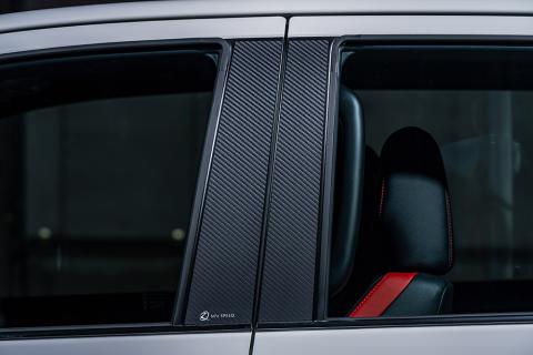 【トヨタ ハイラックス GR SPORT】 ピラーパネル  4ピース （AES製） 【カーボン柄 ブラック仕様】 2911-9140 自動車 車 パーツ カスタム TOYOTA HILUX GR SPORT GUN125