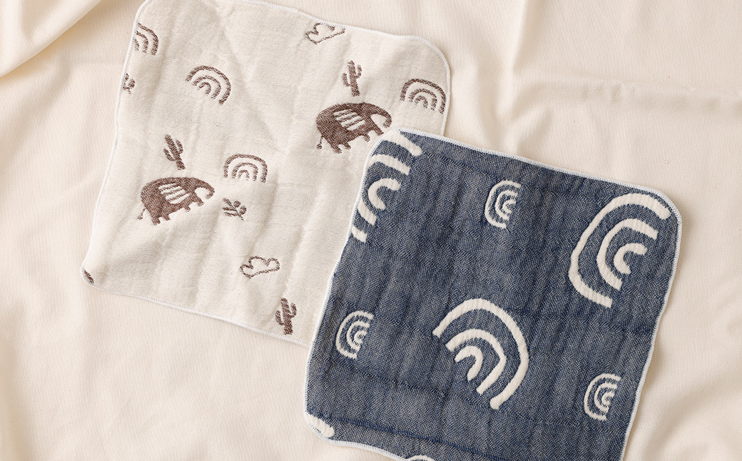 6重ガーゼ織スタイ ×1枚 （ベージュ） ＋ 6重ガーゼ織ハンカチ ×2枚 （ベージュ・ネイビー） スタイ よだれかけ ハンカチ ガーゼ コットン 綿100％ ベビー用品 出産祝い プレゼント ギフト 日本製