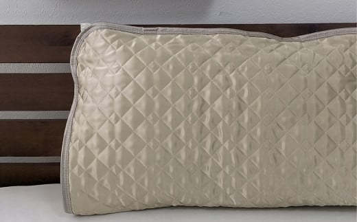 【ベージュ】シルクサテン100％ まくらパッドM【43×63cm】