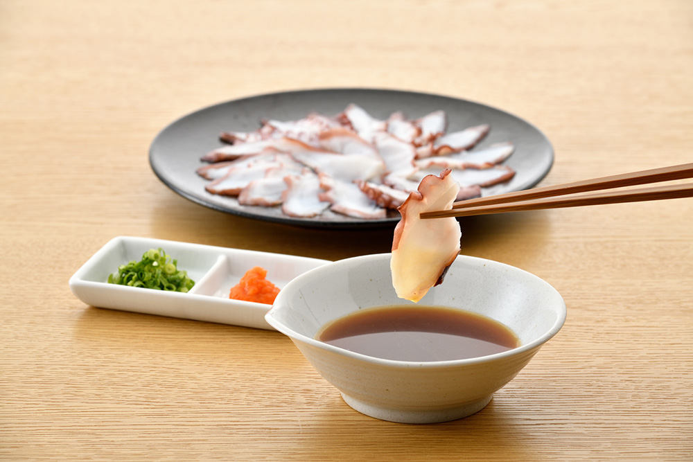 しまもと名水使用 円奏ぽん酢（6本入） ／ ポン酢 調味料 自然素材 熟成 まろやか 鍋料理 卵かけご飯 カレー ぽんカレー 出汁 柑橘 柚子 すだち 昆布 鰹節 大阪府