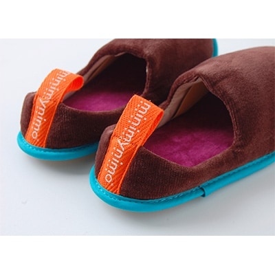 minim y nimo　ルームシューズ　ベロア　キッズ#11(ブラウン)1足