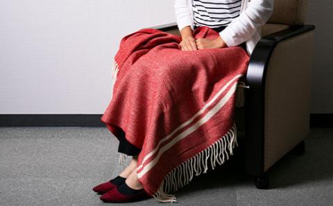 ウールひざ掛け　70cm×120cm(房込み)　レッド