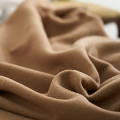 キャメル毛布　4方ヘム　シングルサイズ