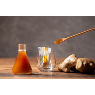 大和酵素の植物発酵ペースト 熟 -JUKU- 国産黄金生姜＆ジャラハニー 1袋(3g×31包)