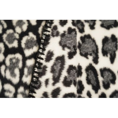 ヒョウ柄・レオパード柄のコットンハーフブランケット 　リビングブランケットとしてお昼寝にも。