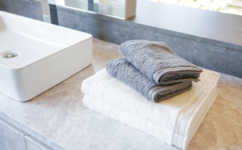 【究極の肌触りと吸水力】フェイスタオル4枚　グレー　W premier(009_5029_02)