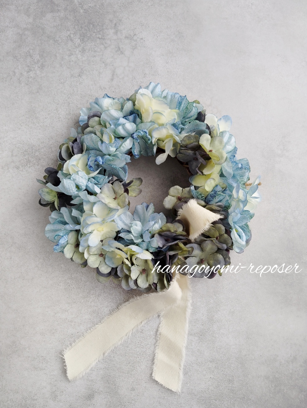 紫陽花ラウンドリース（ピンクまたはブルー）（036_5028）