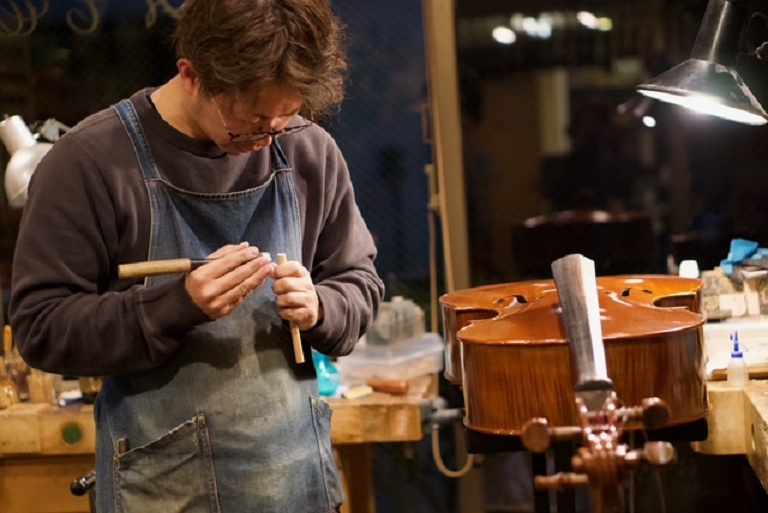 Takayuki Bato バイオリン（050_5001）