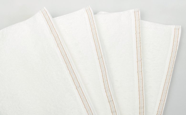 【究極の肌触りと吸水力】フェイスタオル4枚　バスタオル4枚　W premier(009_5031_01)