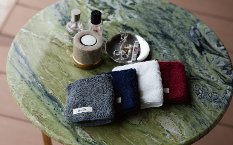 Wellis【極上の肌心地】タオルハンカチ4枚 ネイビー（009_5134）