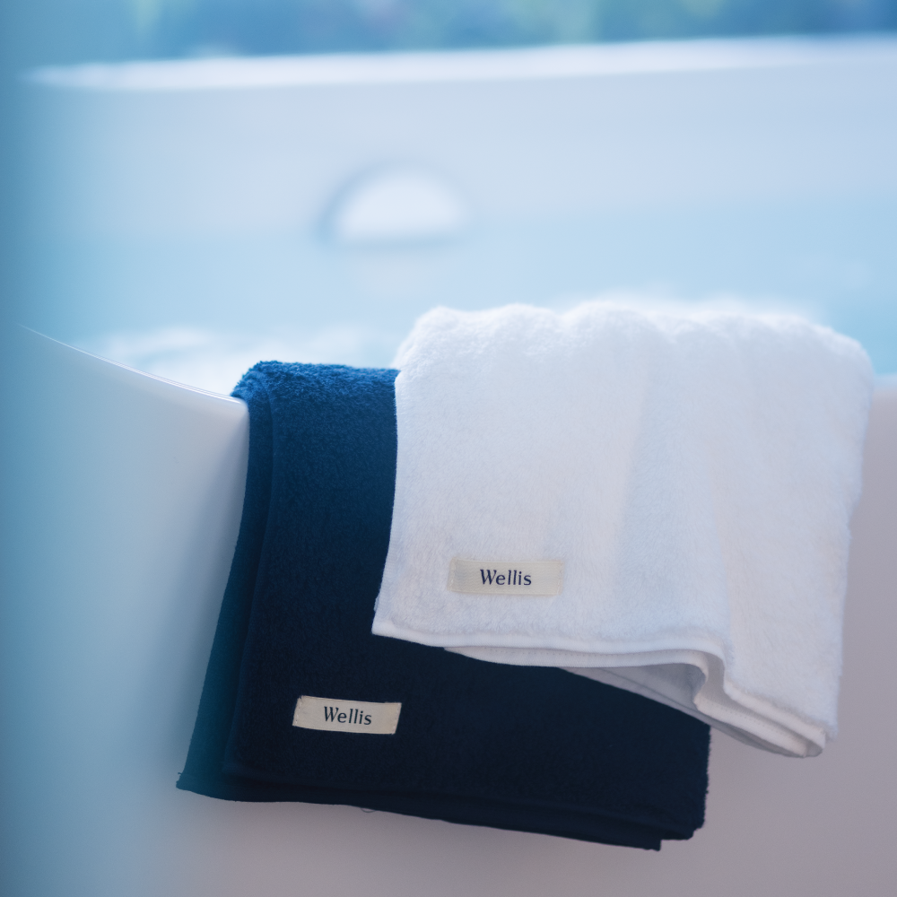 Wellis　バスタオル4枚　フェイスタオル4枚　ランドリーバッグ付き　（009_5137）