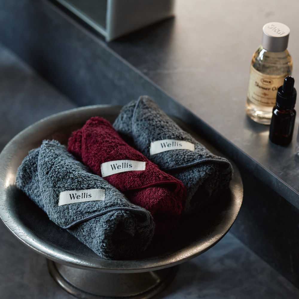 Wellis　バスタオル4枚　ランドリーバッグ付き　（009_5139）