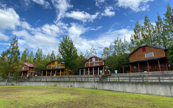 ワールドカントリーGC【平日】プレー＆宿泊パック1泊1プレー1名様