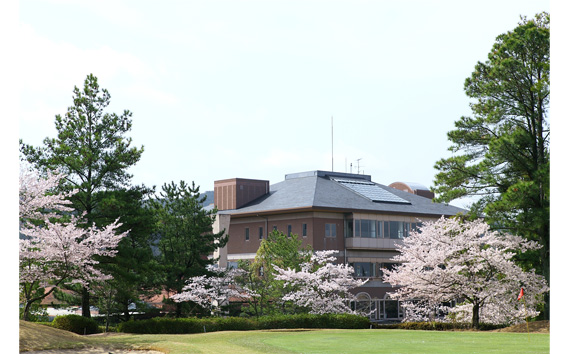 大阪府　グロワールゴルフ倶楽部【平日】セルフ1名様プレー券／昼食付