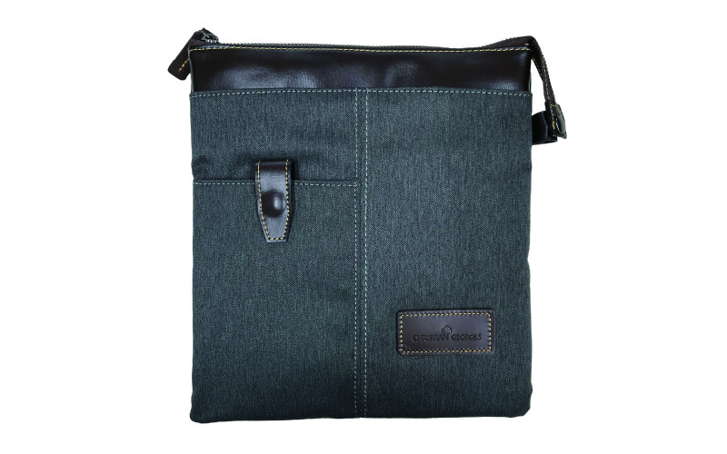 豊岡製 薄マチショルダーバッグ B5判サイズ（ブラック）