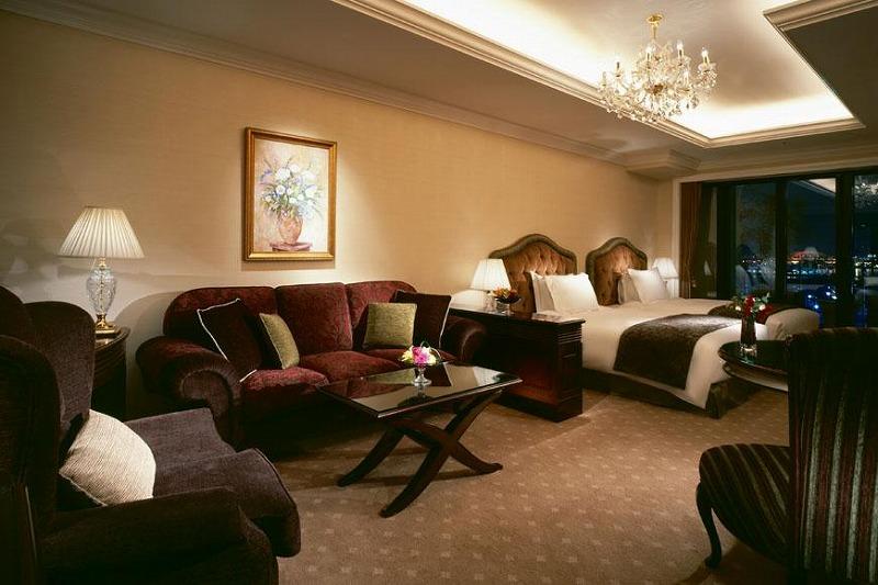 「ホテル ラ・スイート神戸ハーバーランド」ご宿泊ペアVIPご招待券（朝食付） 旅行券 宿泊券 兵庫 関西 国内 トラベル 予約 食事 ギフト プレゼント 贈答 チケット おしゃれ 1泊朝食付 人気 おすすめ