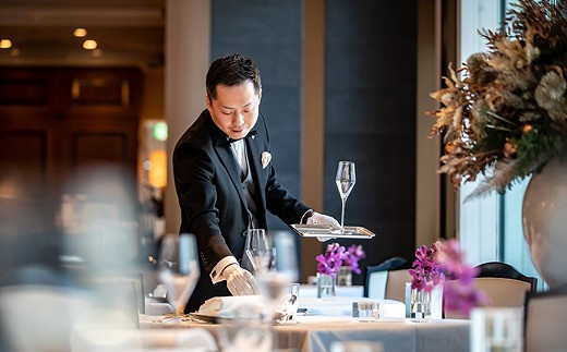 【高島屋選定品】「ホテル ラ・スイート神戸ハーバーランド」 神戸牛を愉しむレストランご利用券（ランチ、ディナー2名様）