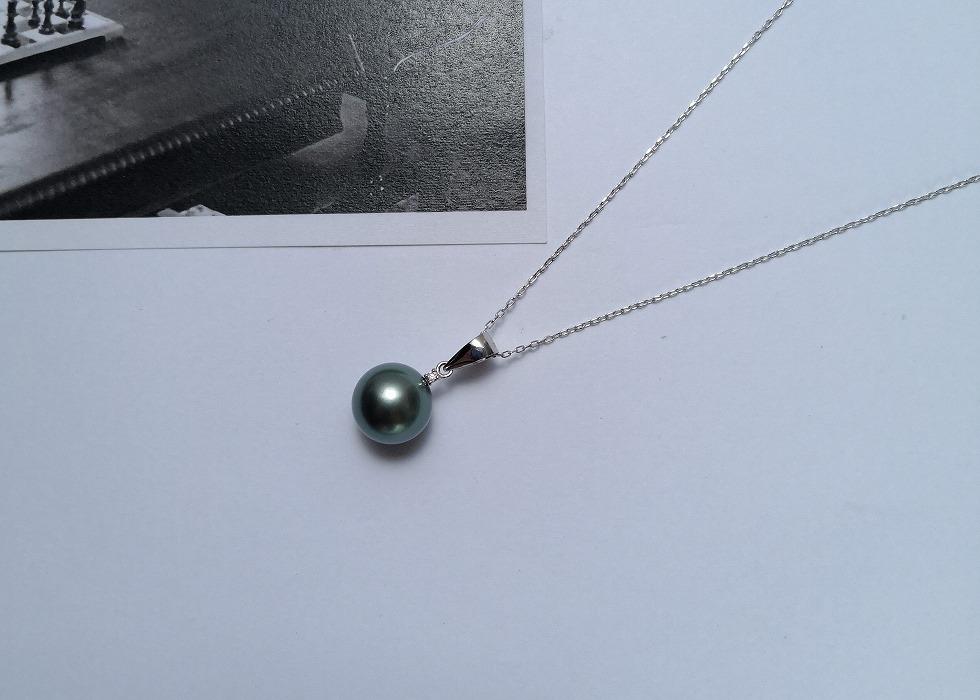 特選　黒蝶真珠ペンダント　　
