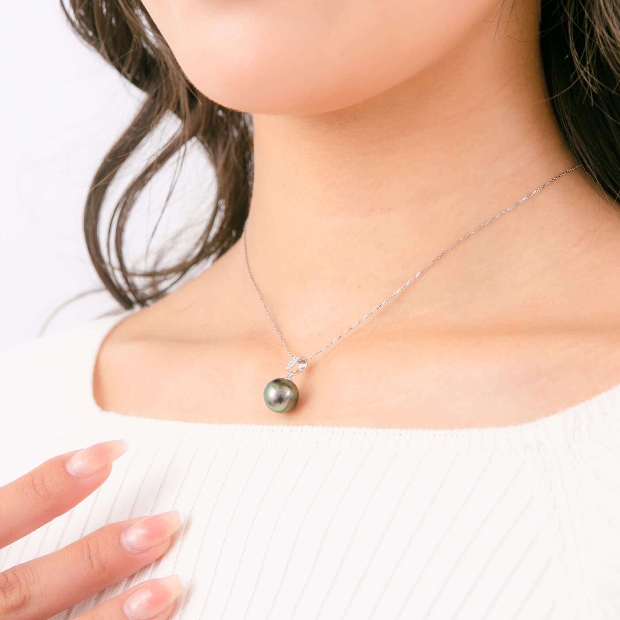 【星涼し】ブラックパール ダイヤモンド プラチナ ペンダントトップ｜無調色 黒蝶真珠 タヒチパール 10mm PT900