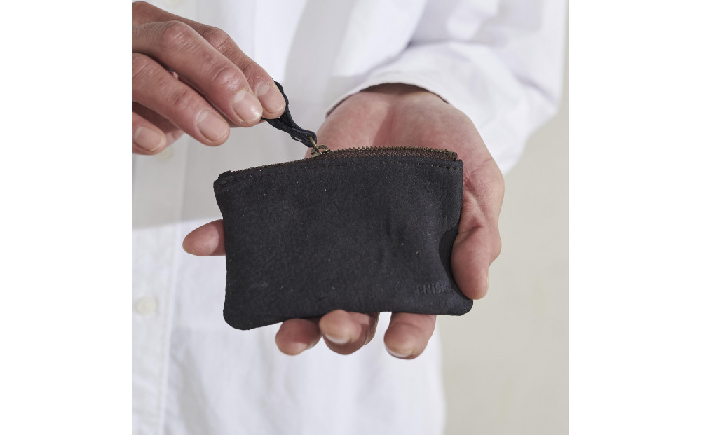 ENISICA エニシカ ジビエ鹿革 リンシカ ポーチS 古墨 (こぼく)