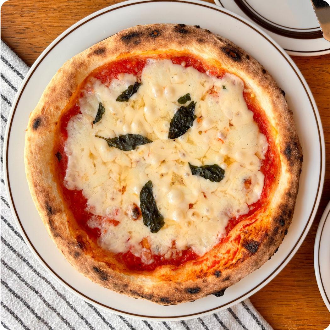 神戸の小さなピザ屋「ピザアキラッチの神戸・グルメピザ３選」ピザ３枚セット