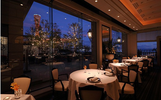 【高島屋選定品】「ホテル ラ・スイート神戸ハーバーランド」 神戸牛を愉しむレストランご利用券（ランチ、ディナー2名様）