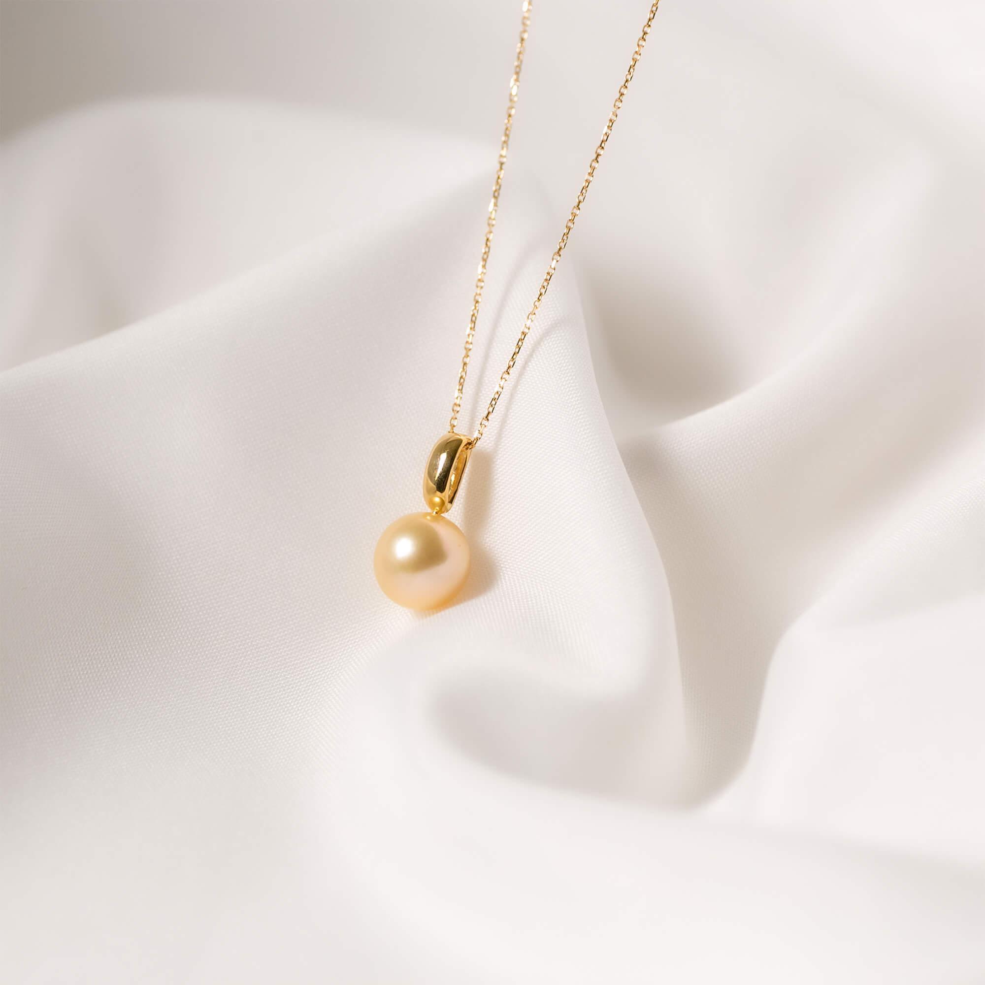 【響】ゴールデンパール（南洋 白蝶真珠） 10mm セミラウンド K18 イエローゴールド ペンダントトップ