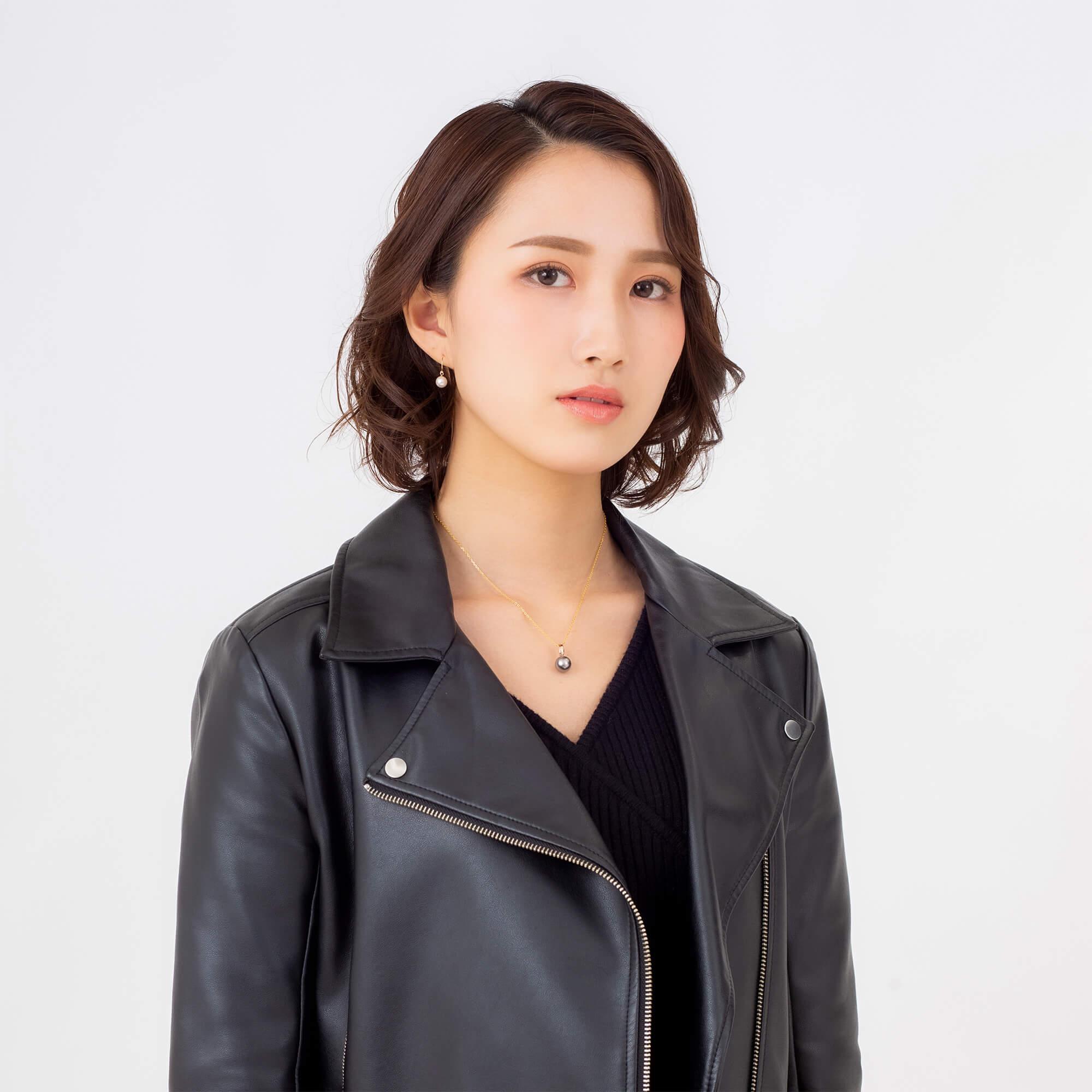 【響】ブラックパール イエローゴールド ペンダントトップ｜無調色 黒蝶真珠 タヒチパール 10mm K18YG