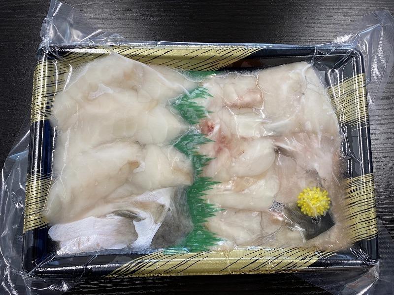 美味しいとらフグ鍋、てっさ2人前セット（ふぐポン酢付）