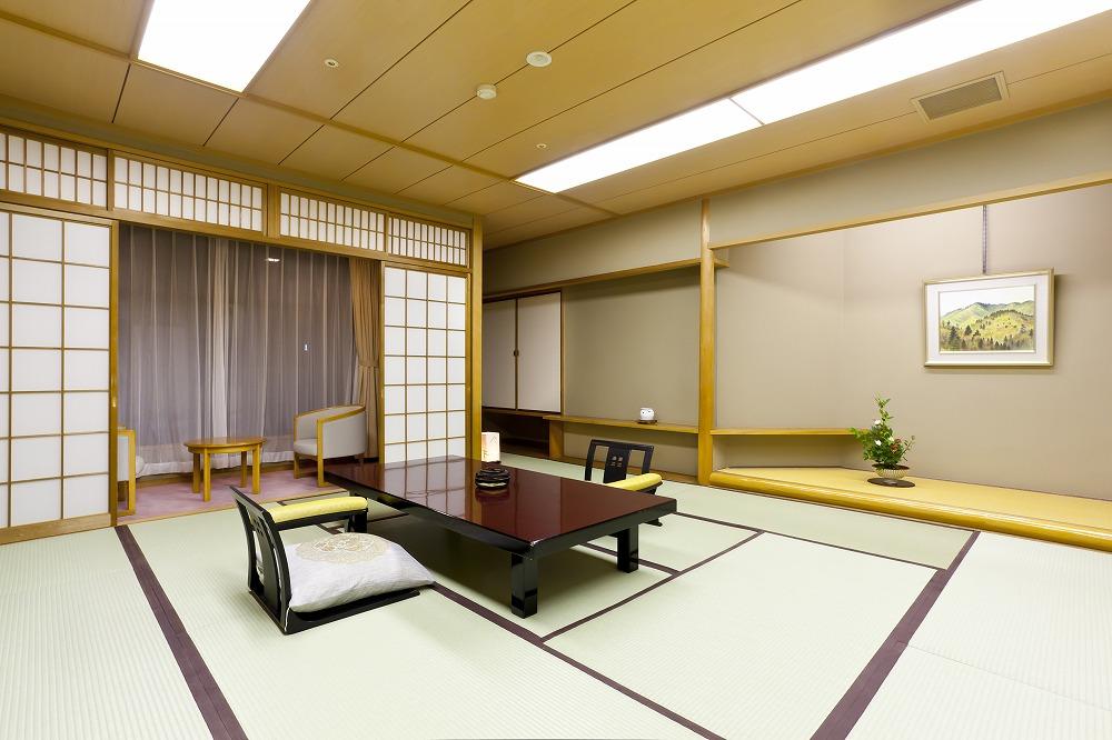 有馬温泉「欽山」ご宿泊券〈平日限定〉～２名様・西館６階客室・１泊２食付～