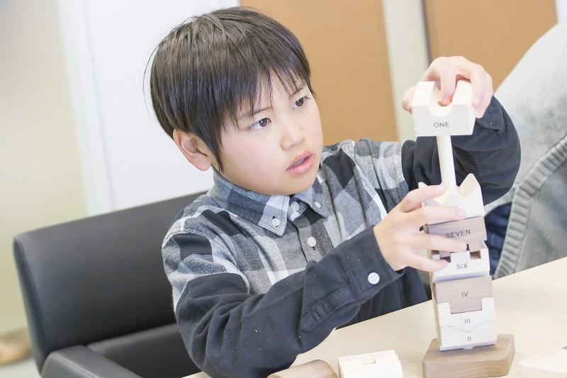 桧のおもちゃ　アイコニー　知育セット（アルファベット・積み木・ナンバータワー） IKONIH　Educational Set