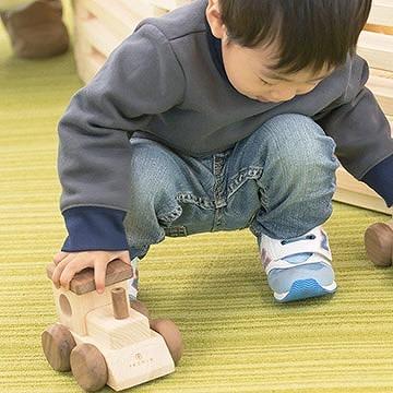 桧のおもちゃ　アイコニー　オルゴールトレイン IKONIH　Music Train