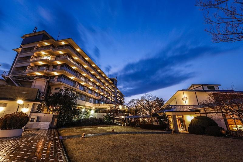 【高島屋選定品】「兵衛向陽閣」ギフト券（10万円相当）