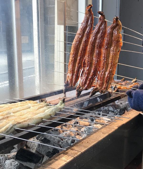 炭火手焼きうなぎの蒲焼　