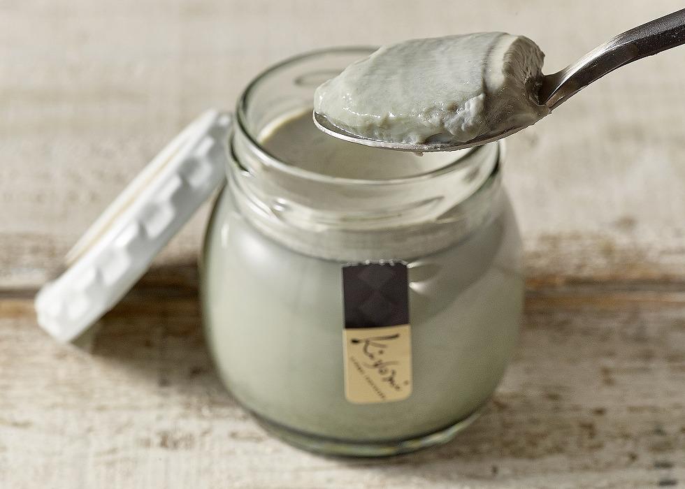  砂糖不使用 賞味期限14日以上 徹底して素材にこだわった 低糖質  の「リッチクリームプリン」「黒ごまプリン」２種6個セット