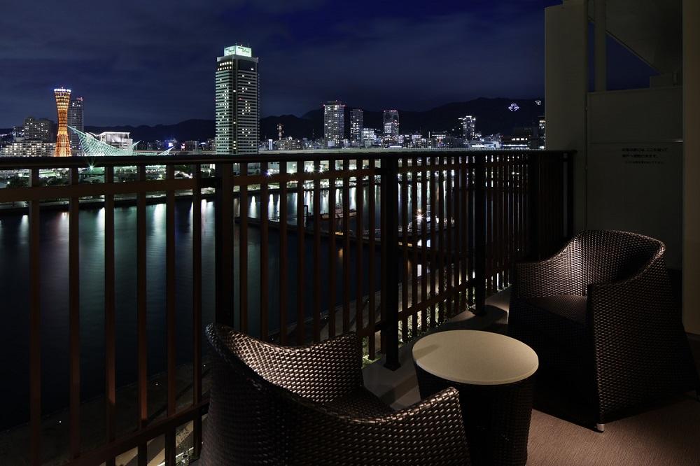 【神戸みなと温泉　蓮】平休日1泊2食付 ペア宿泊券《シーサイドデラックス和洋室》