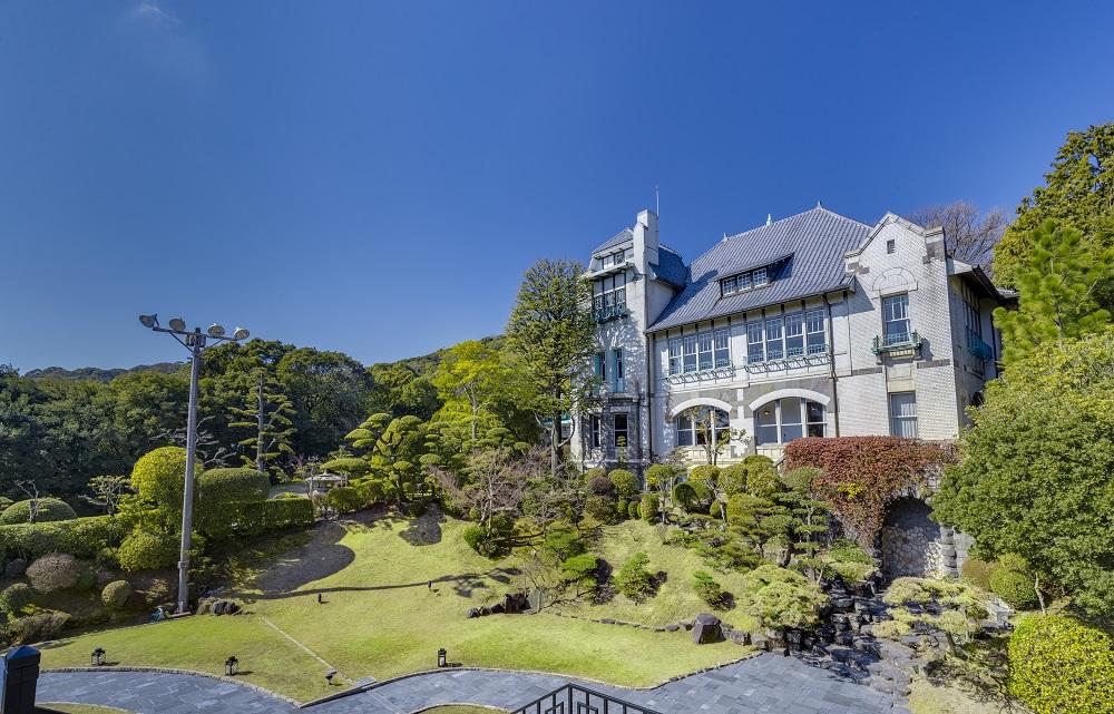 【LE UN 神戸迎賓館】ペアランチまたはディナー食事券《オリジナルフレンチコース》