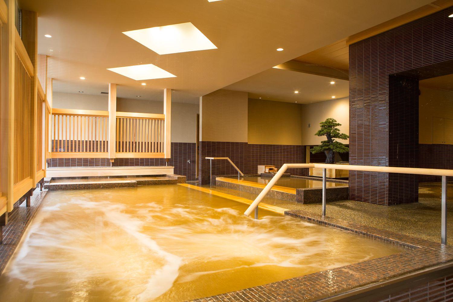 【神戸ベイシェラトンホテル＆タワーズ】平休日1泊朝食付 ペア宿泊券《クラブフロア》