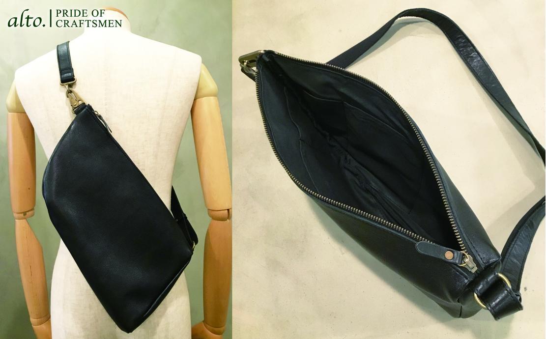 【alto.】アニリンレザー　リバーシブルボディバッグ　AMSB-1223（ブラック）